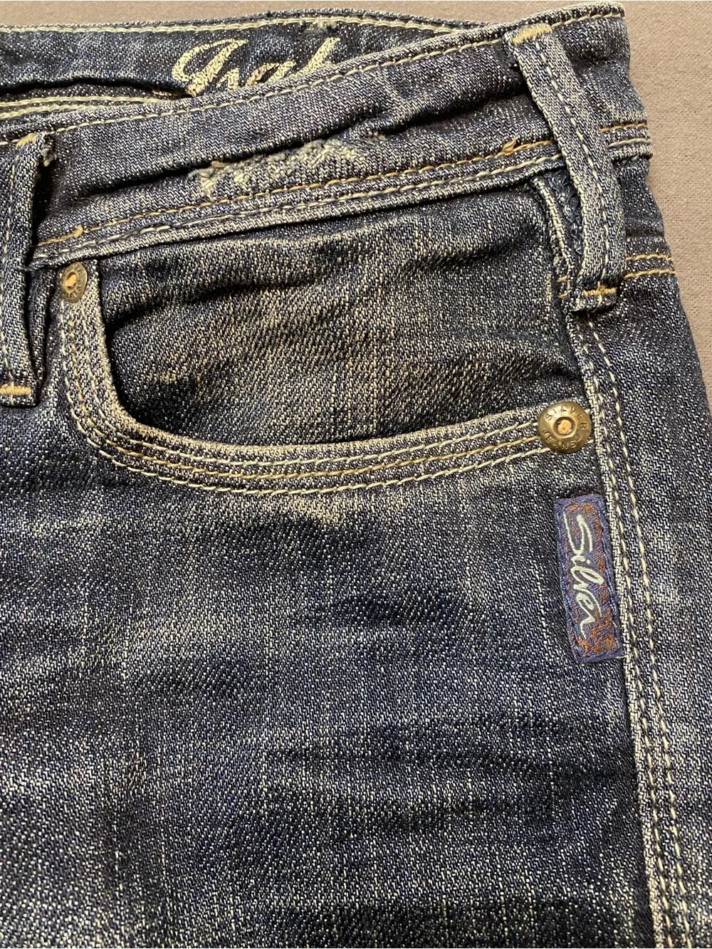 Silver Jeans Women's Isabel Medium Blue Bootcut Jeans 30/33